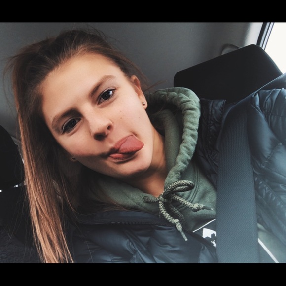 Meet the Posher Other - Meet your Posher, Mary